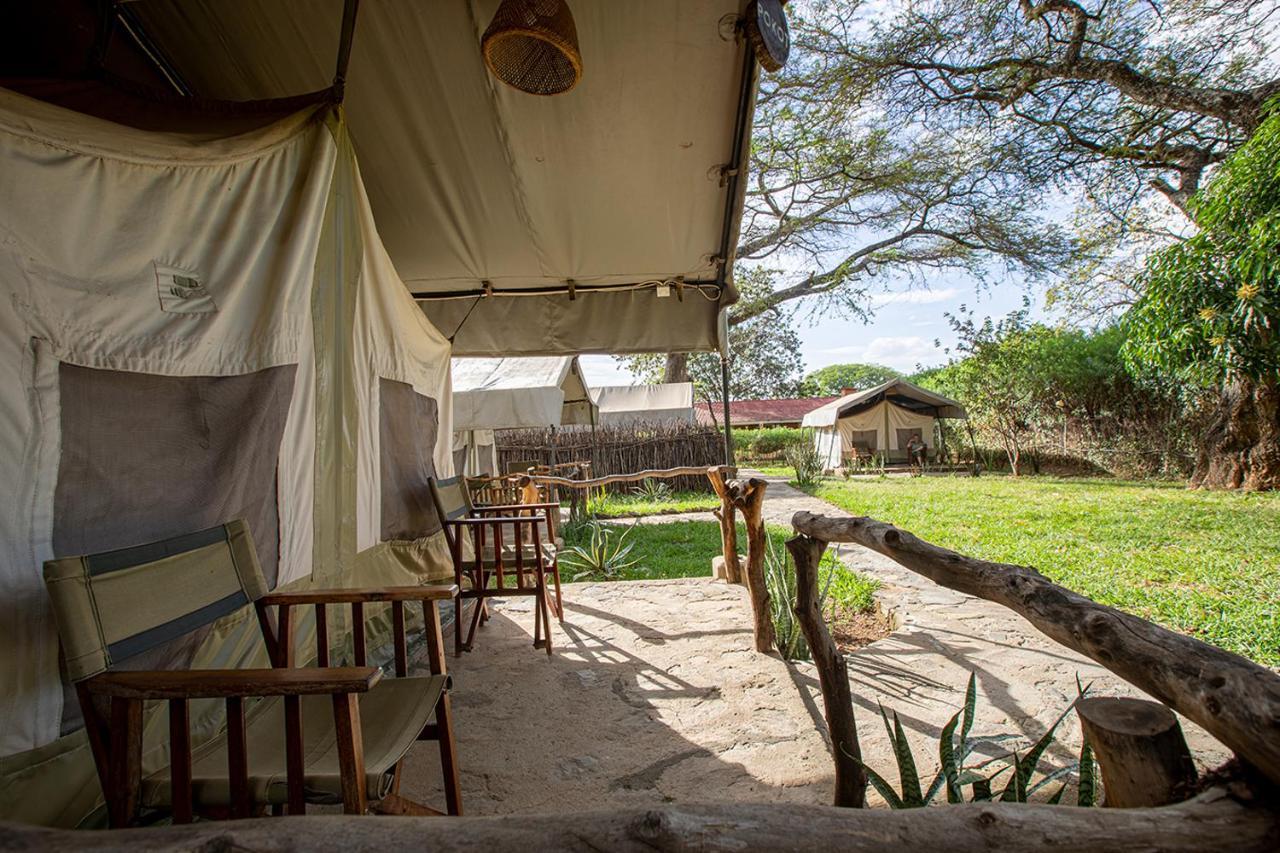 Bed and Breakfast Kara-Tunga Safari Camp Moroto Exterior foto